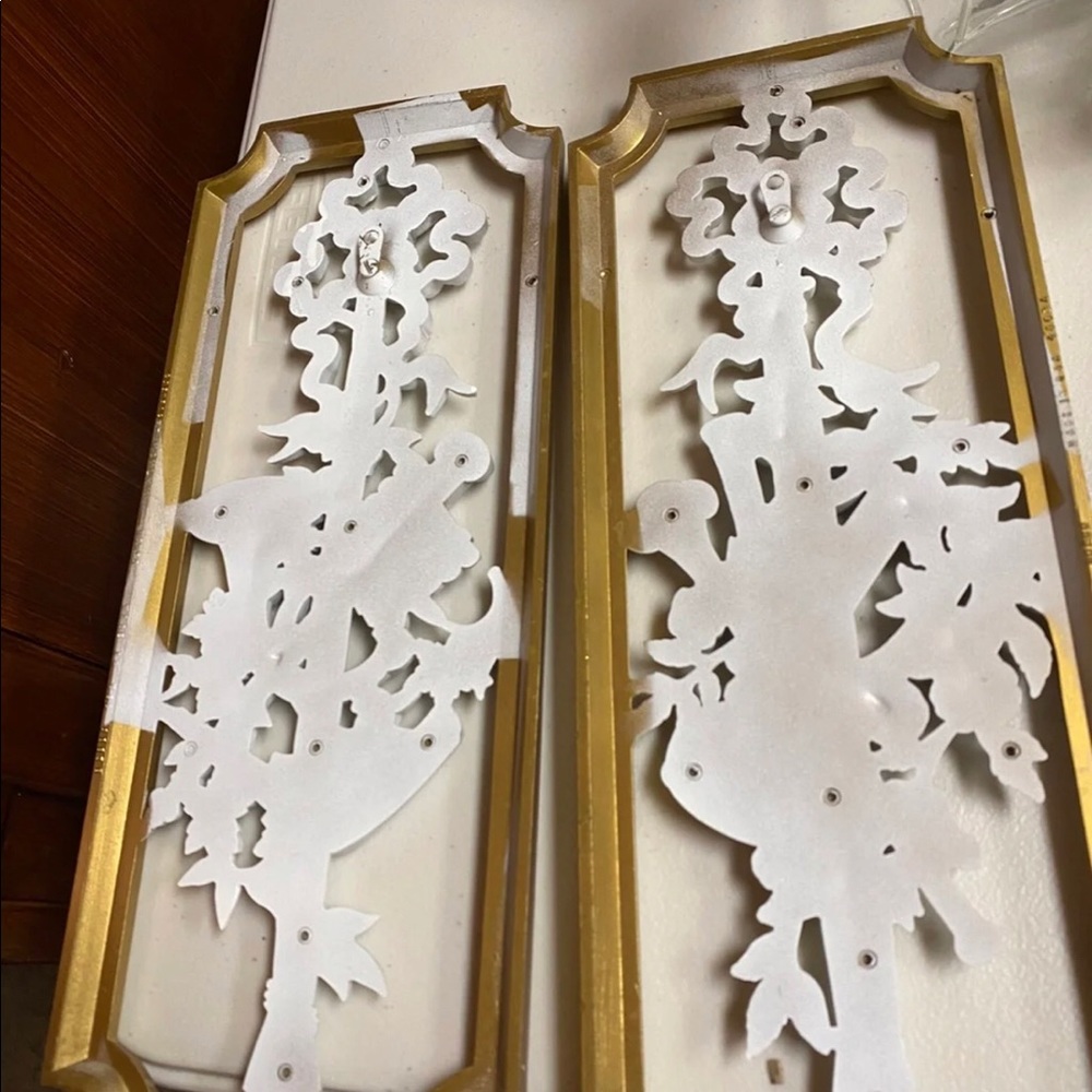 Homco Mid Cenury Modern Gold And White Hanging Plaques - Picture 4 of 7